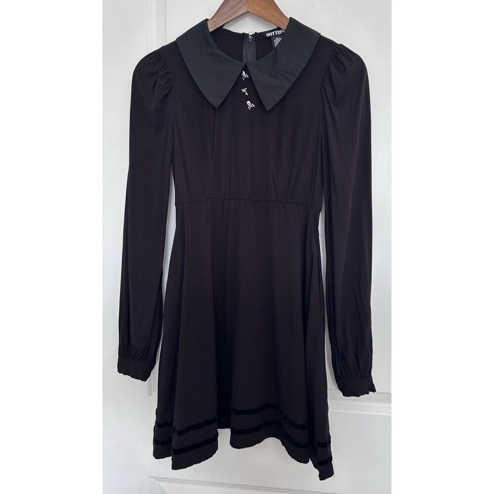 Hot Topic Black Dress XS Skulls Pockets Peter Pan Collar Wednesday Goth